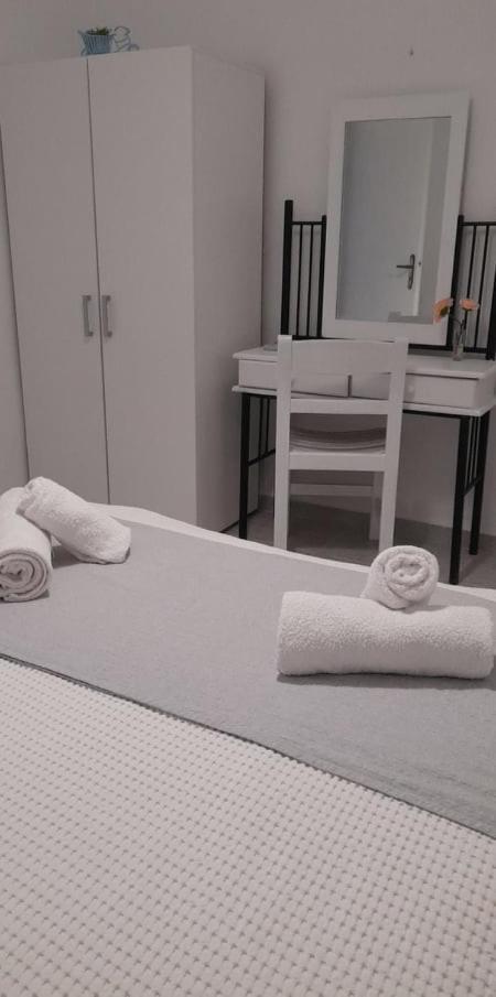 Zolfo Antico Beach Apartment Perissa Luaran gambar